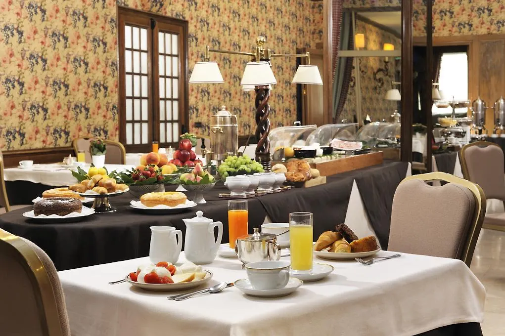 Moevenpick Hotel Bari
