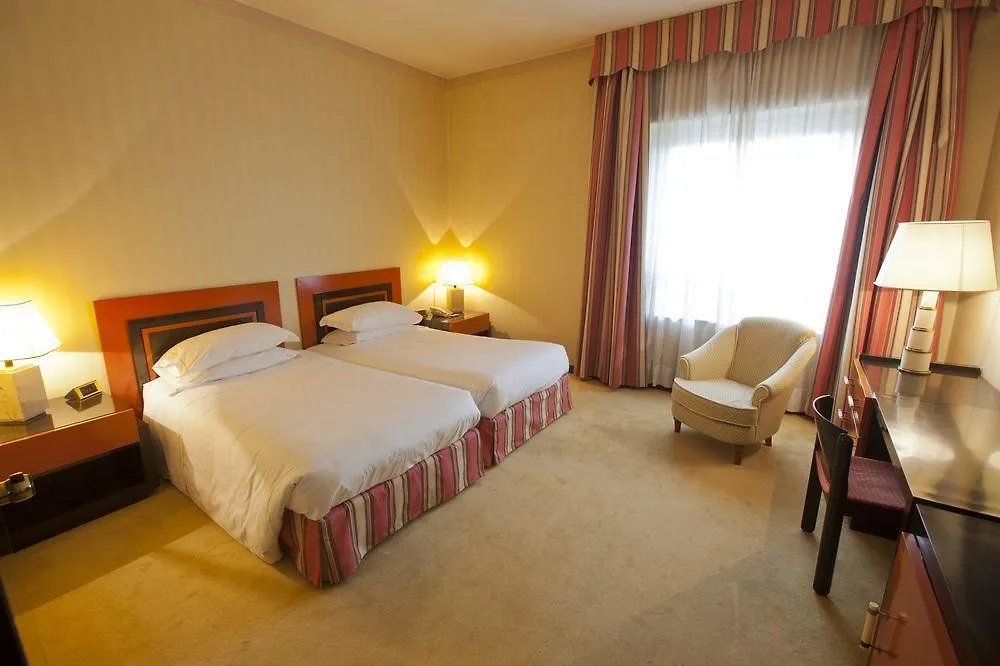 Moevenpick Hotel Bari