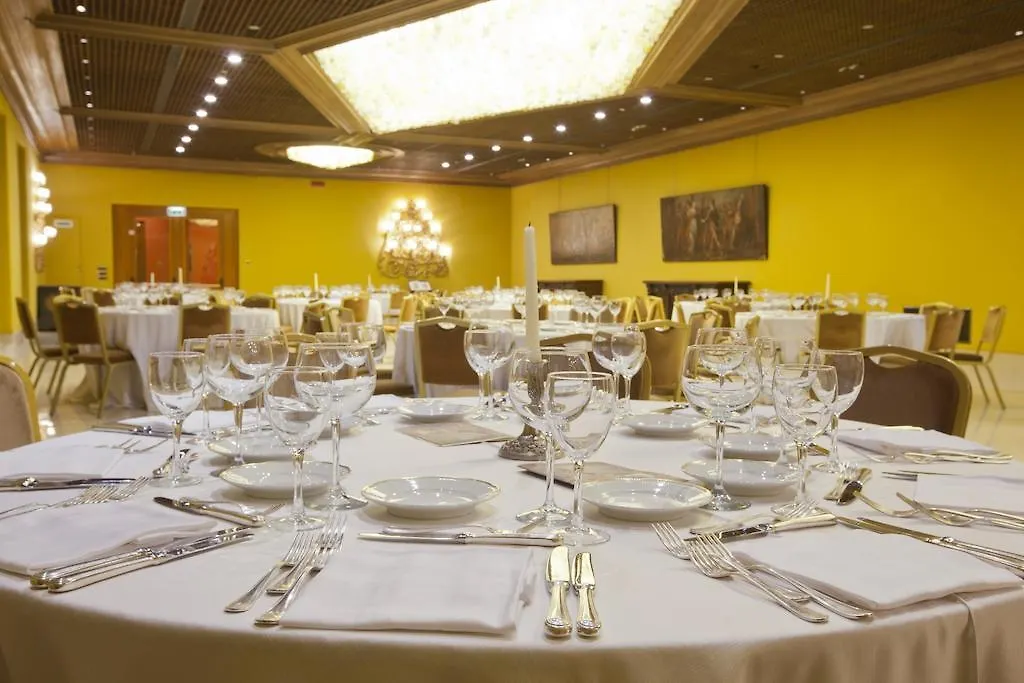 Moevenpick Hotel Bari Italy