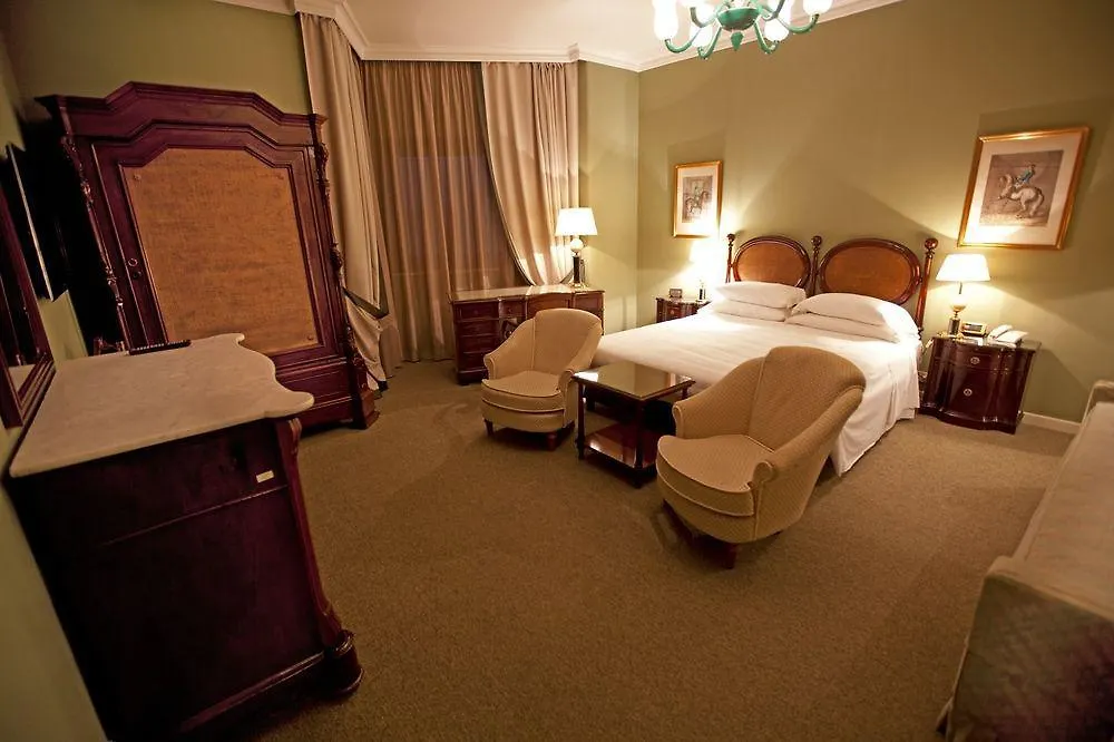 Moevenpick Hotel Bari 4*,
